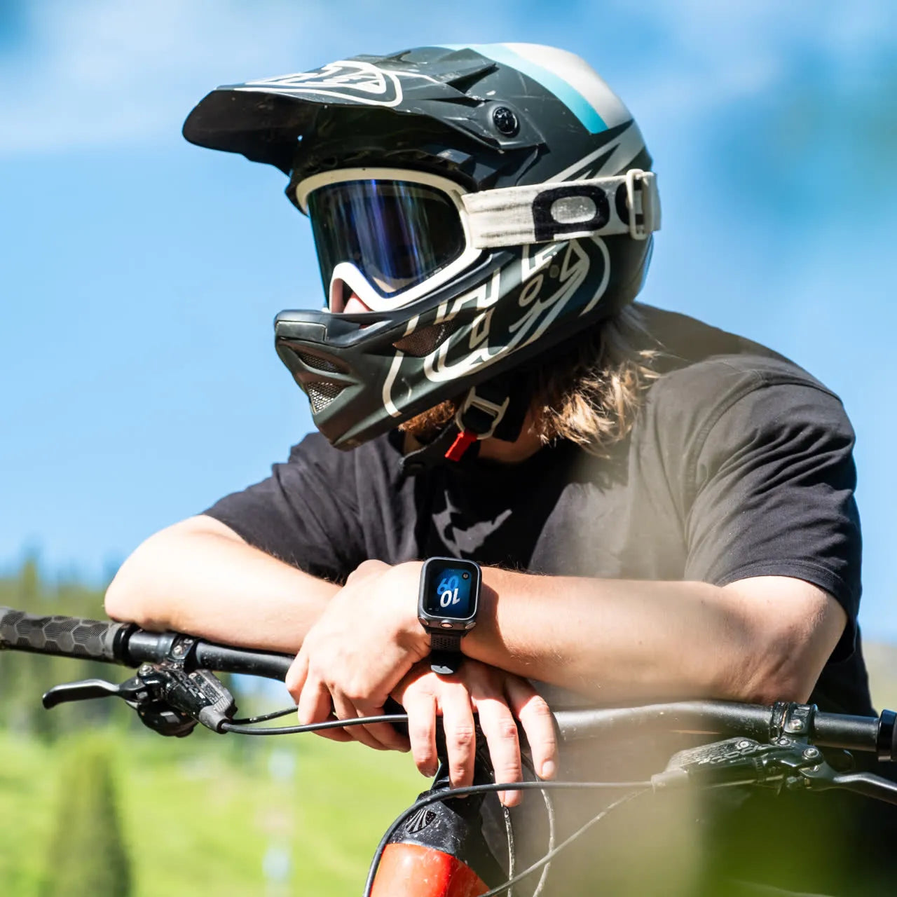 Insta360 GPS Preview Remote with Built-In Mic