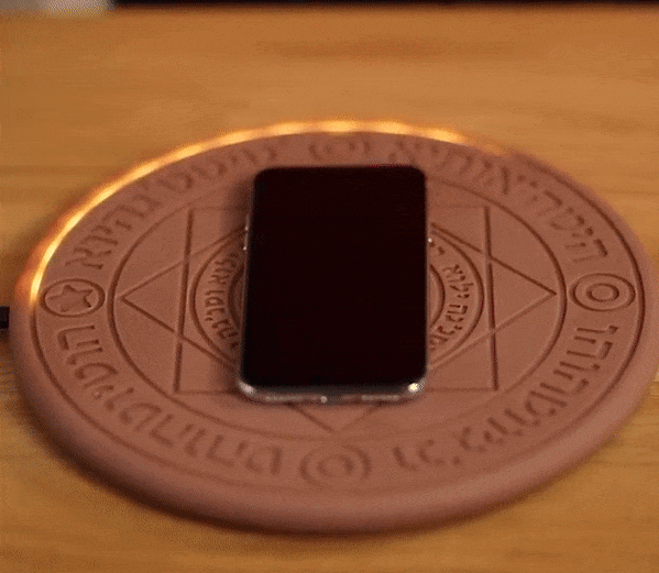 Magic Circle Wireless Charger 10W Fast Charging