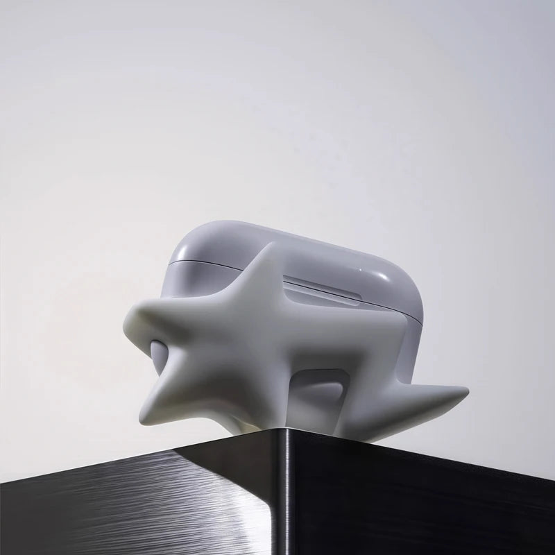 Star Pattern Silicone AirPods Case Design