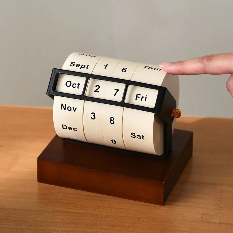 Rotating Wheel Perpetual Calendar