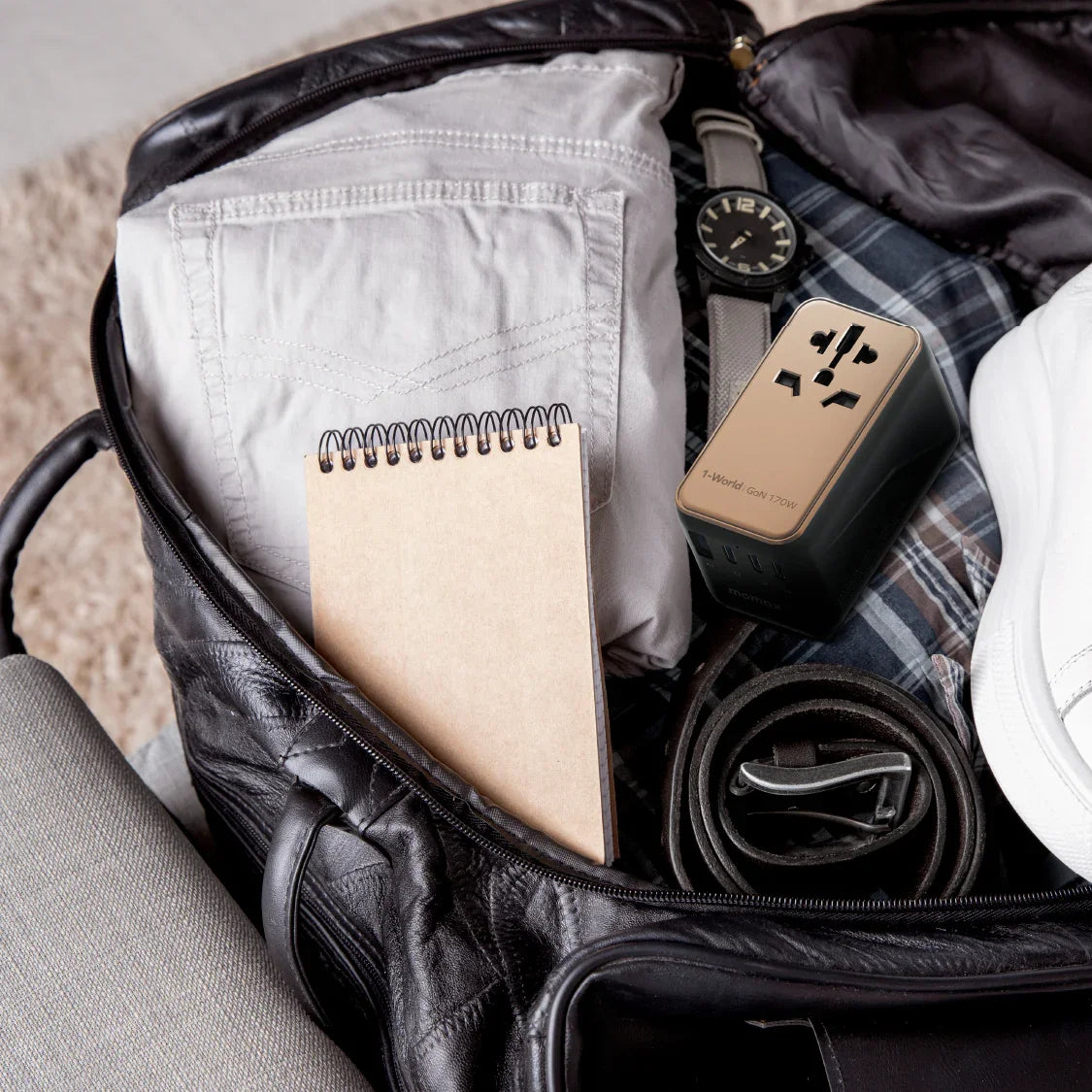 MOMAX 170W GaN Universal Travel Adapter USB-C Fast Charging