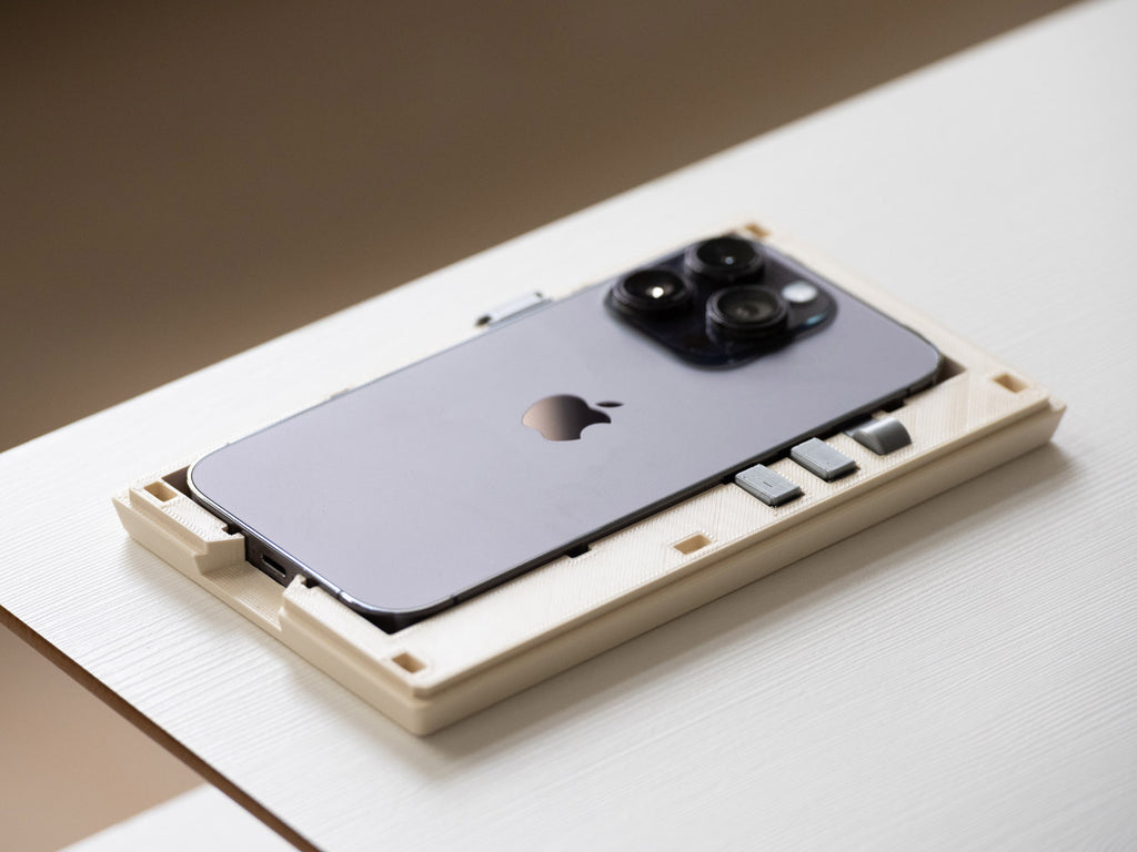 Retro Phone Case For iPhone 16