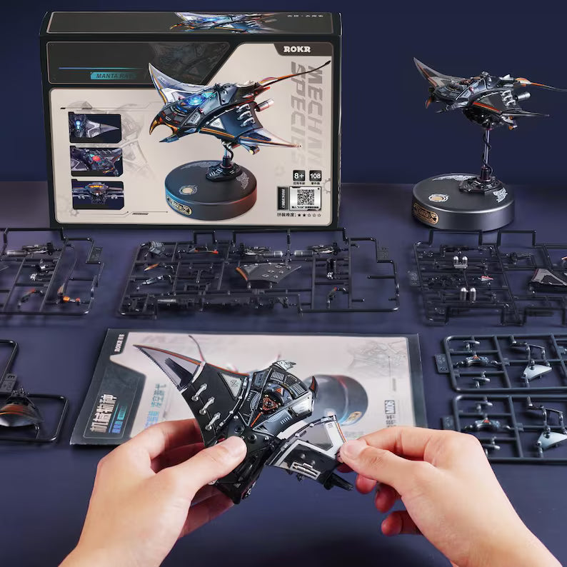 Manta Ray Mechanical 3D Puzzle Kit
